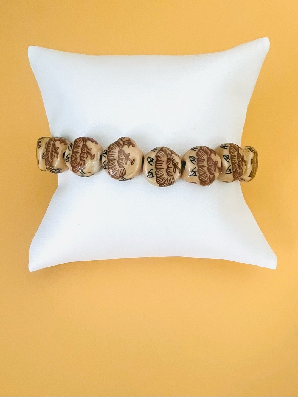 Round Beaded porcelain bracelet Asian style adjustable size